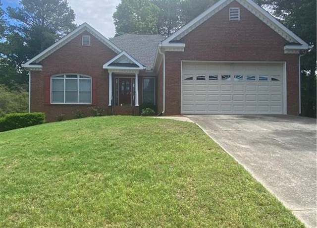 Property at 1669 Azalea Dr, Lawrenceville, GA 30043, 3 beds, 2 baths