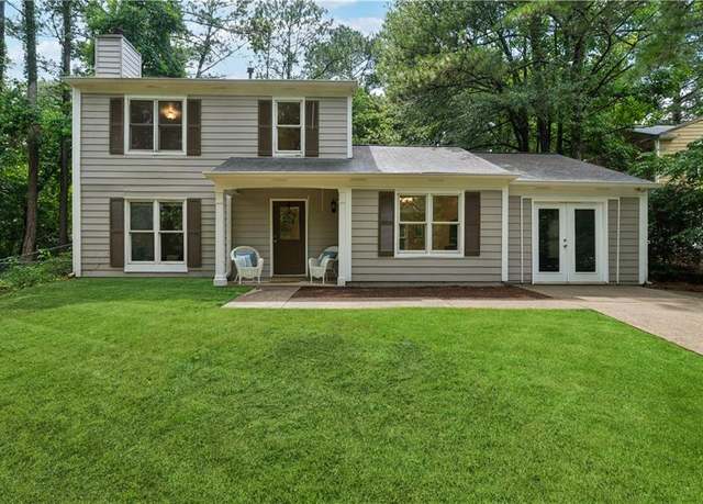 Property at 10350 Ash Rill Dr, Alpharetta, GA 30022, 3 beds, 2 baths
