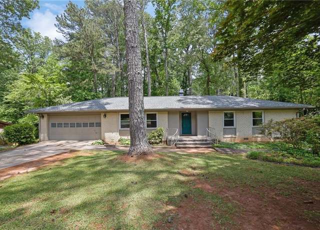 Property at 4420 Lake Breeze Dr, Stone Mountain, GA 30083, 3 beds, 2 baths