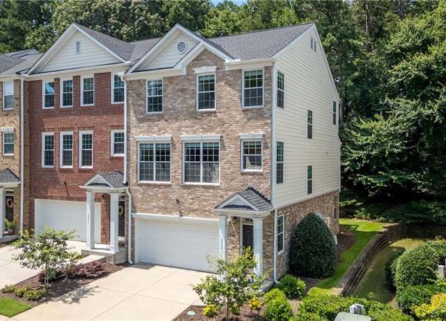 Property at 3733 Chattahoochee Summit Dr SE #7, Atlanta, GA 30339, 3 beds, 2.5 baths