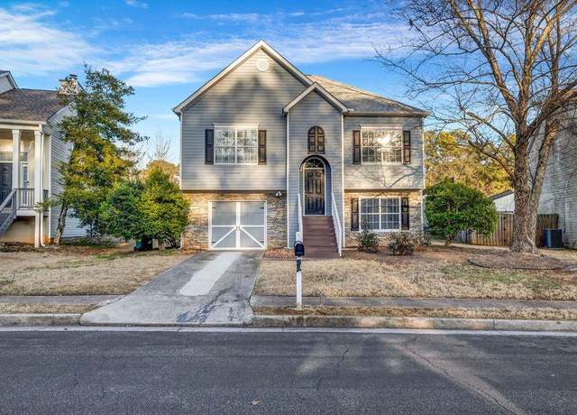 Property at 5806 Highgrove Dr, Atlanta, GA 30349, 4 beds, 2.5 baths