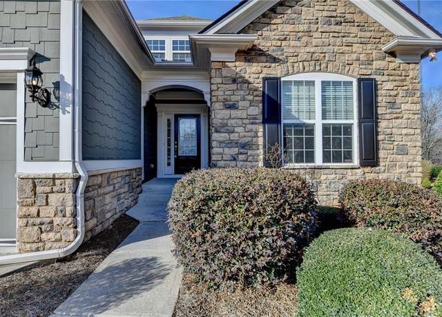 Property at 6513 Fernleaf Ct, Hoschton, GA 30548, 4 beds, 3 baths