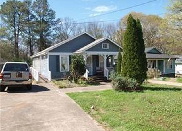 Property at 998 Sparks St SW, Atlanta, GA 30310, 3 beds, 1 bath