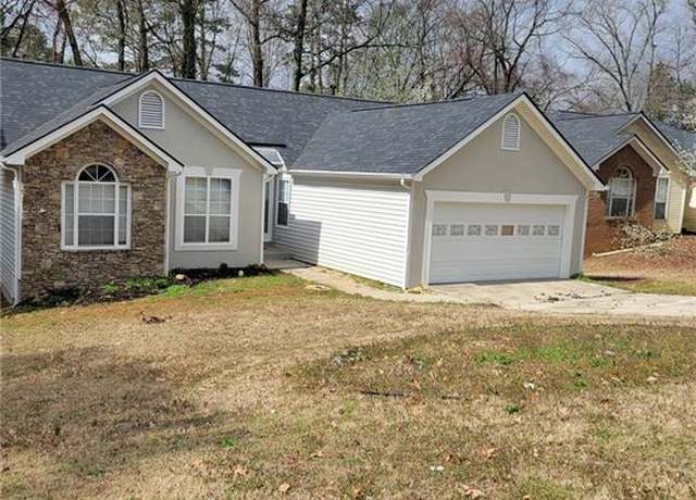 Property at 2071 Boone Pl, Snellville, GA 30078, 3 beds, 2 baths