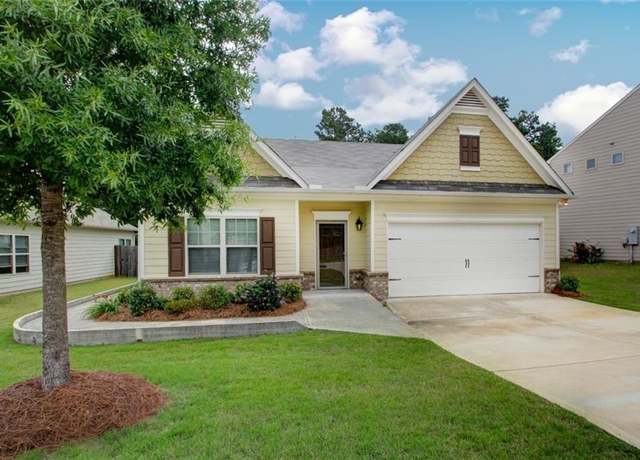 Property at 6470 Saint Mark Way, Fairburn, GA 30213, 3 beds, 2 baths