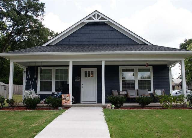 Property at 110 Cherokee St SW, Rome, GA 30161, 3 beds, 2 baths