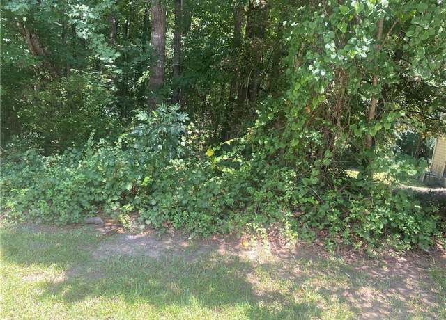 Property at 3132 Chesterfield Ct, Snellville, GA 30039