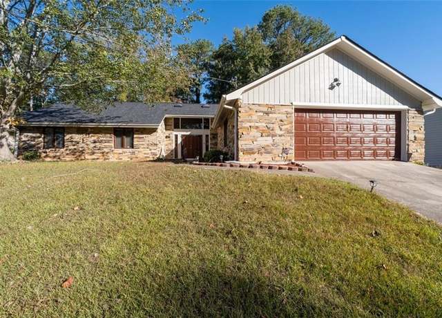 Property at 5934 S Deshon Ct, Lithonia, GA 30058, 4 beds, 2.5 baths