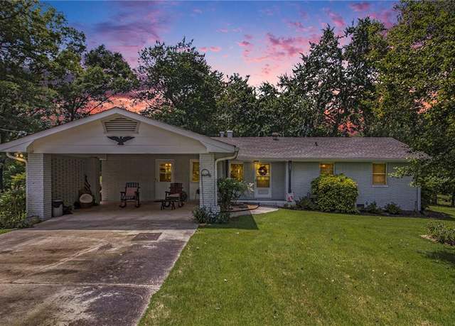 Property at 105 Tranquility Dr, Villa Rica, GA 30180, 3 beds, 2 baths