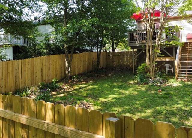 Property at 1425 Parkmont Dr, Roswell, GA 30076, 6 beds, 5 baths