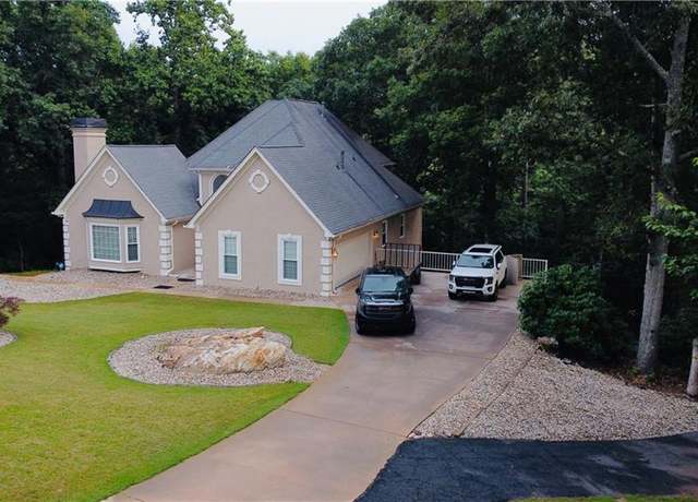 Property at 3395 Summit Trl, Cumming, GA 30041, 5 beds, 4 baths