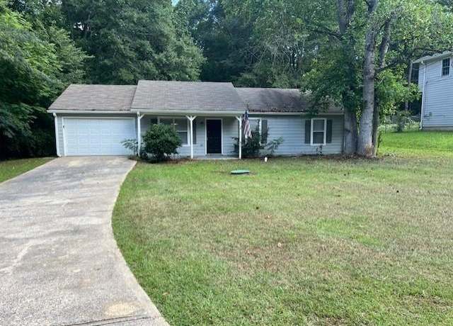 Property at 51 Hollyberry Ct, Dallas, GA 30157, 3 beds, 2 baths
