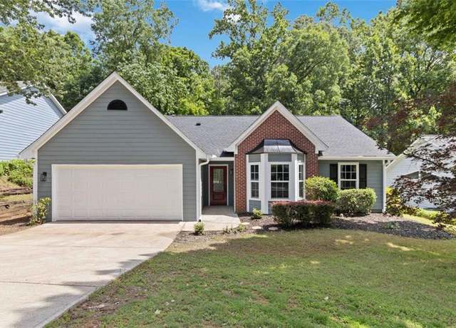 Property at 231 Clarion Rd, Lawrenceville, GA 30043, 3 beds, 2 baths