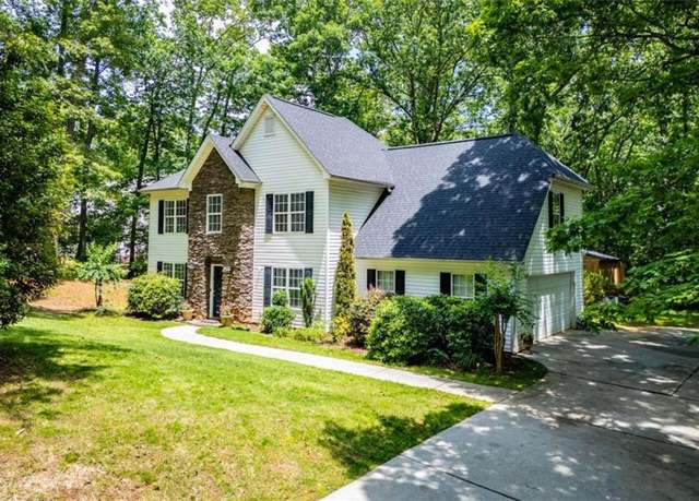 Property at 97 Coral Dr, Whitesburg, GA 30185, 4 beds, 2.5 baths