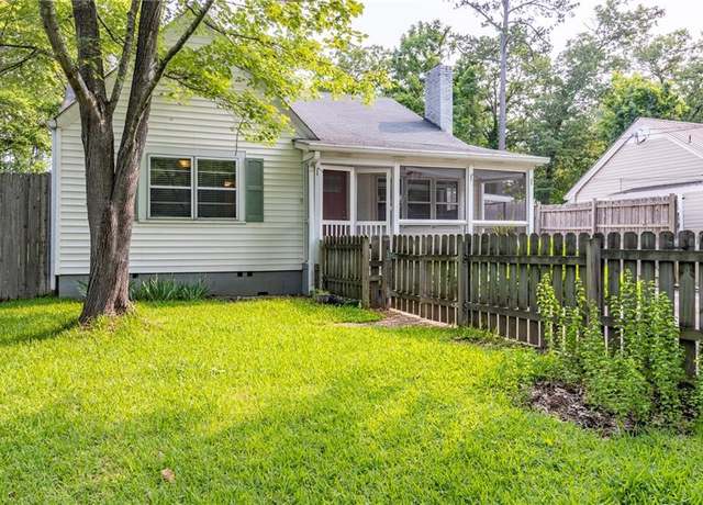 Property at 726 Charlton St NW, Rome, GA 30165, 3 beds, 2 baths