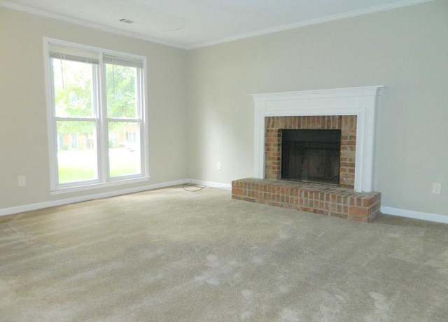 Property at 687 Redland Dr #687, Riverdale, GA 30238, 2 beds, 2.5 baths