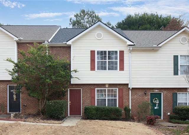 Property at 4470 Maple Valley Dr, Cumming, GA 30040, 2 beds, 2.5 baths
