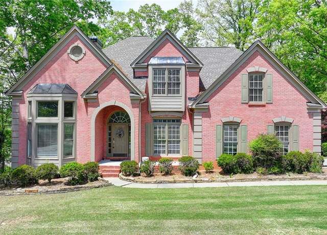 Property at 5915 Masters Club Dr, Suwanee, GA 30024, 5 beds, 4 baths
