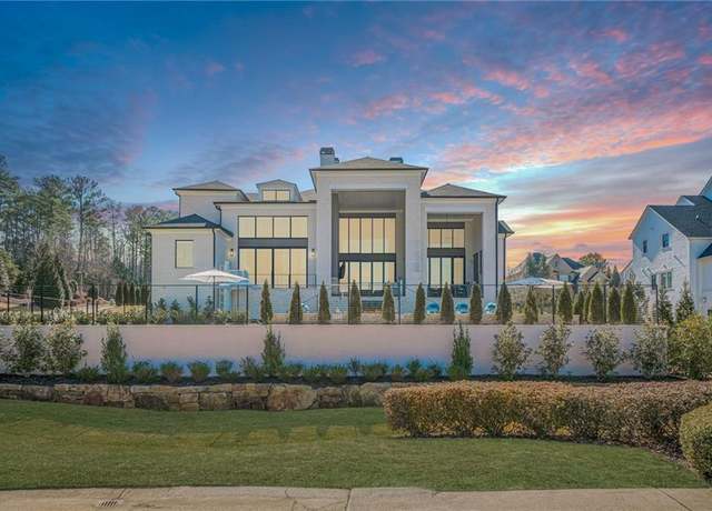 Property at 3274 Watsons Bnd, Milton, GA 30004, 6 beds, 7.5 baths