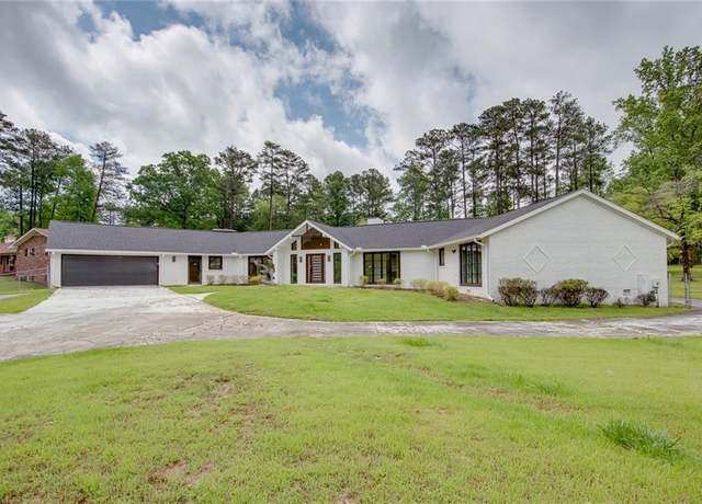 Property at 4700 Cascade Rd SW, Atlanta, GA 30331, 4 beds, 3 baths