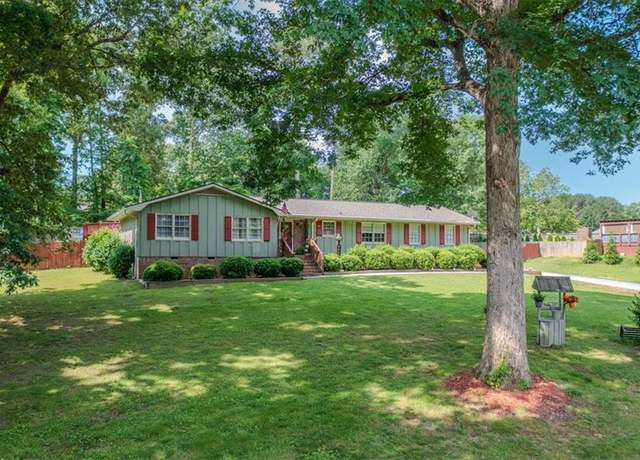 Property at 18 Hillside Dr, Rockmart, GA 30153, 3 beds, 2 baths