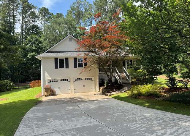 Property at 328 West Ln, Woodstock, GA 30188, 3 beds, 2 baths