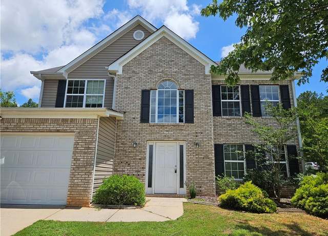 Property at 200 Siesta Key Ct, Locust Grove, GA 30248, 4 beds, 2.5 baths