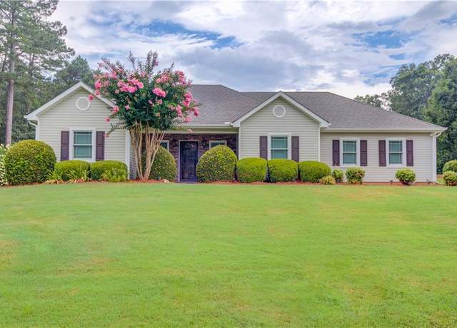 Property at 1875 Snow Hill Ct, Lawrenceville, GA 30045, 3 beds, 2 baths