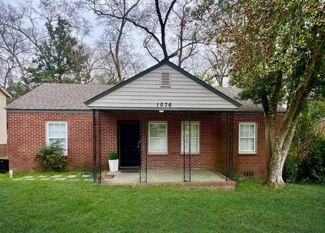 Property at 1076 Carlisle Ave, Macon, GA 31204, 3 beds, 1 bath