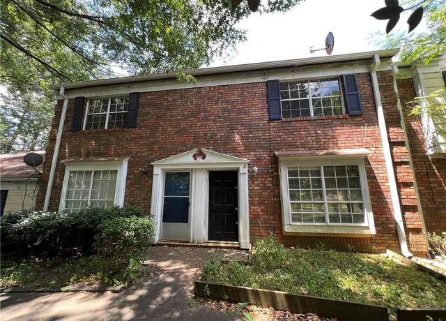 Property at 2572 Stratford Ln, Morrow, GA 30260, 2 beds, 1.5 baths