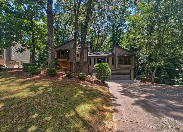 Property at 2864 Sudbury Ct, Marietta, GA 30062, 3 beds, 2.5 baths