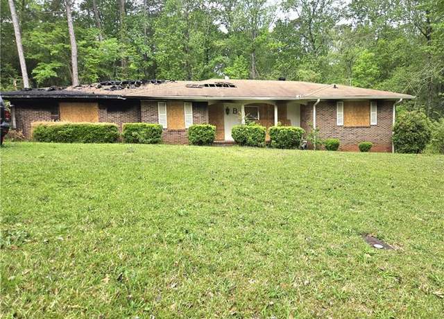 Property at 4029 Winding Way, Macon, GA 31204, 3 beds, 2 baths