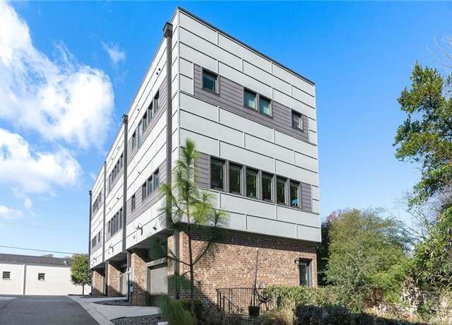 Property at 611 King Arnold St, Atlanta, GA 30354, 2 beds, 2.5 baths