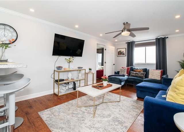 Property at 215 Piedmont Ave NE #2107, Atlanta, GA 30308, 2 beds, 1 bath