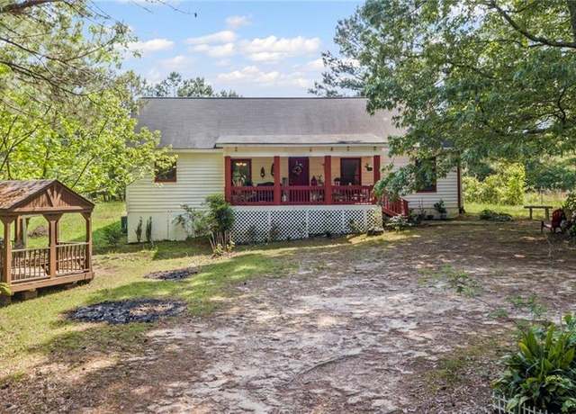Property at 3919 Mccullers Rd, Loganville, GA 30052, 3 beds, 2 baths