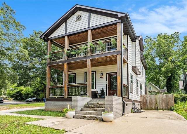 Property at 1228 Ladd St SW, Atlanta, GA 30310, 3 beds, 2.5 baths