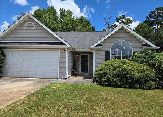 Property at 1770 Live Oak Ln, Hampton, GA 30228, 3 beds, 2 baths