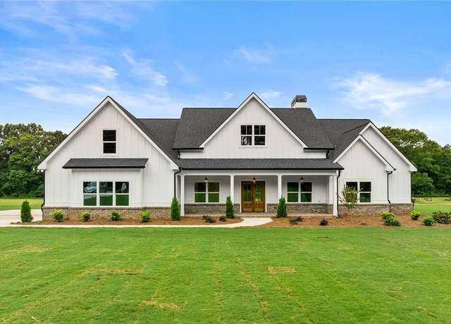 Property at 1741 Old Monroe Madison Hwy, Monroe, GA 30655, 4 beds, 4.5 baths