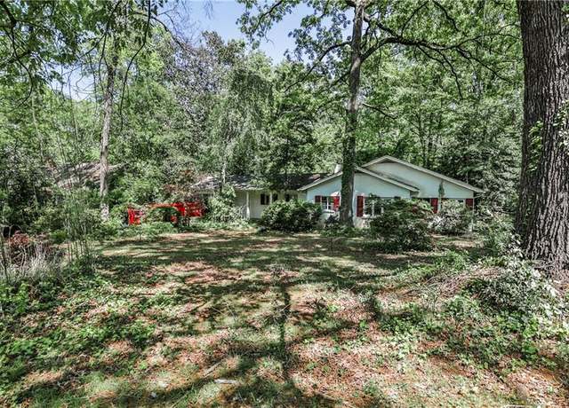 Property at 1164 Oldfield Rd, Decatur, GA 30030, 3 beds, 2 baths
