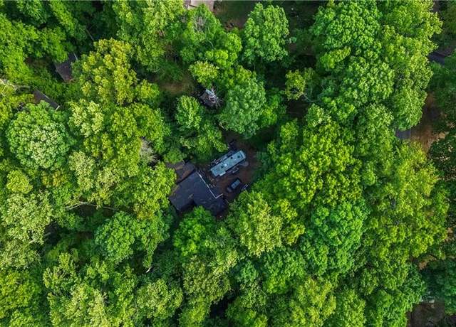Property at 4250 Deerfield Rd, Cumming, GA 30028, 2 beds, 2 baths