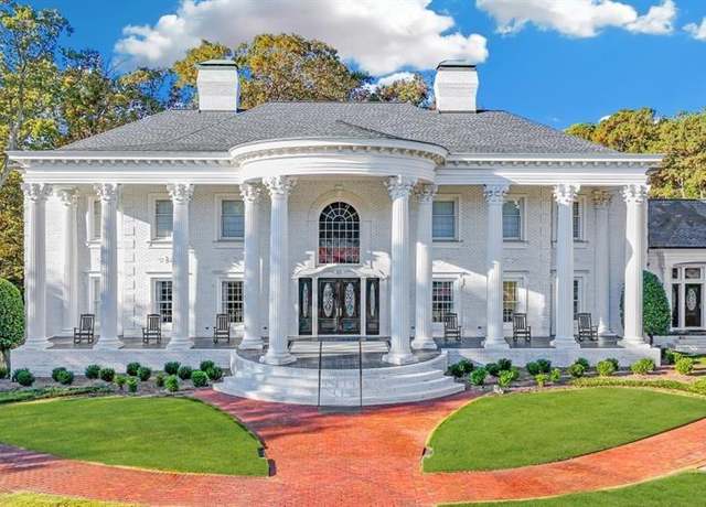 Property at 1445 Hillside Dr, Grayson, GA 30017, 5 beds, 5.5 baths