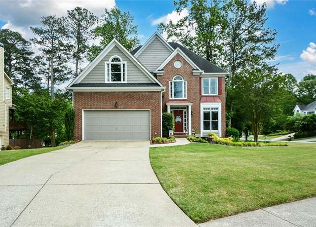 Property at 2002 Fairbrook Ln, Woodstock, GA 30189, 5 beds, 3.5 baths