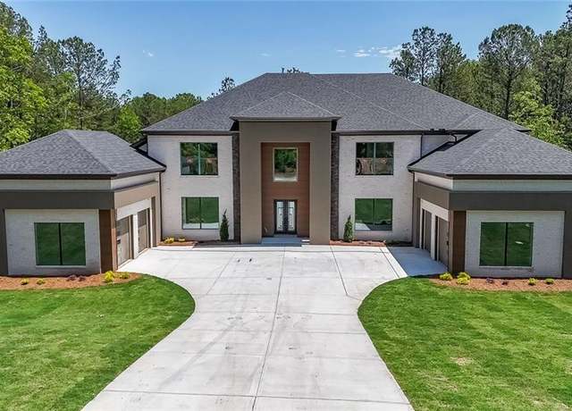 Property at 2843 N Bogan Rd, Buford, GA 30519, 5 beds, 5.5 baths