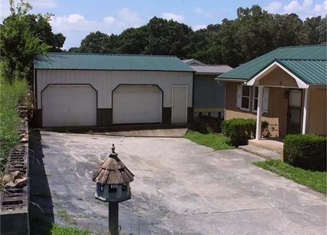 Property at 13 Travis Rd, Rossville, GA 30741, 5 beds, 3 baths