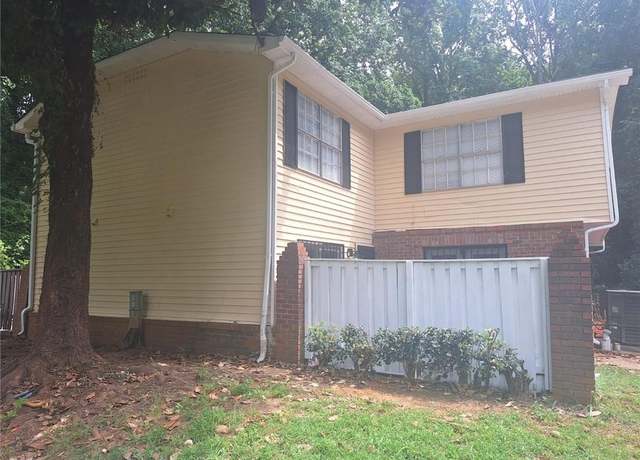 Property at 1847 Whitehall Forest Ct SE, Atlanta, GA 30316, 2 beds, 1.5 baths
