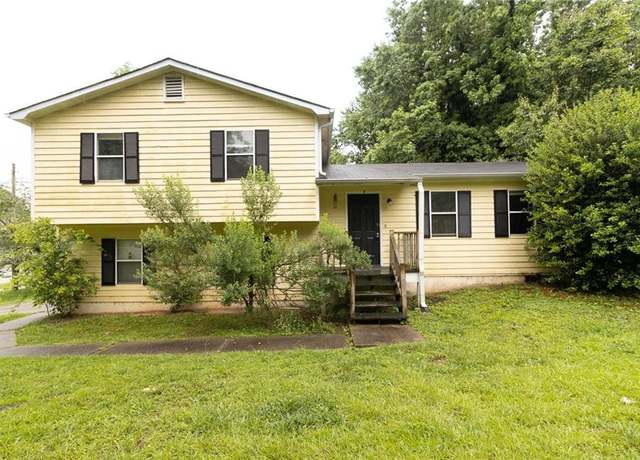 Property at 2940 Caller Ct, Marietta, GA 30060, 3 beds, 2 baths