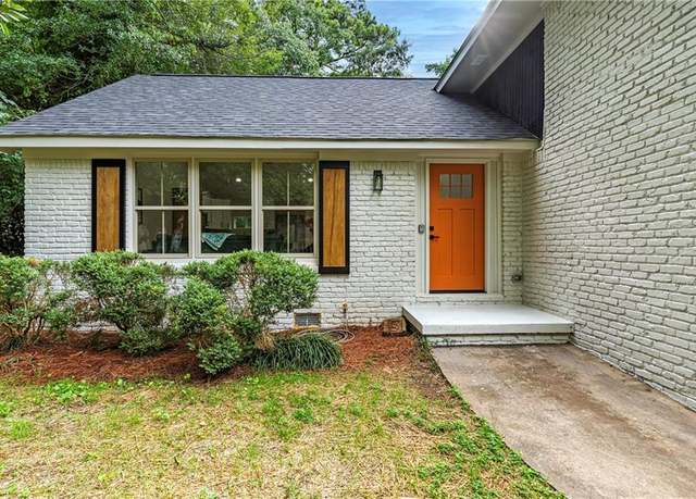 Property at 3128 Columbia Woods Dr, Decatur, GA 30032, 4 beds, 2.5 baths