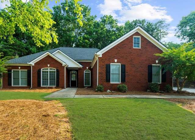 Property at 7610 Golden Sands Dr, Cumming, GA 30041, 4 beds, 3 baths