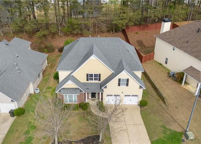 Property at 140 Silver Oak Dr, Dallas, GA 30132, 5 beds, 3.5 baths