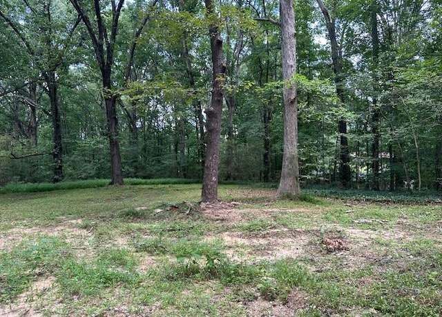 Property at 760 W Starling Dr SW, Mableton, GA 30126
